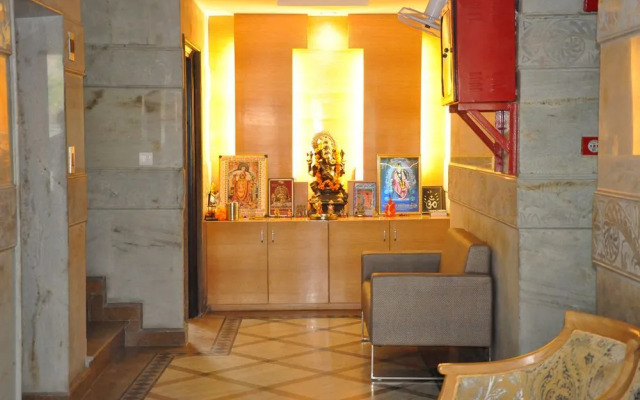 Hotel Metropolitan Karol Bagh
