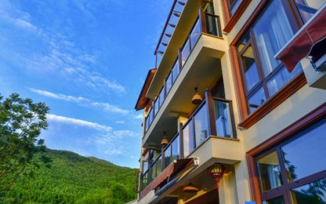 Shi Guang  Villa