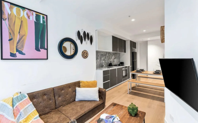 A Lovely Apt Right Next to Southern Cross Station – Guest Rooms – Melbourne