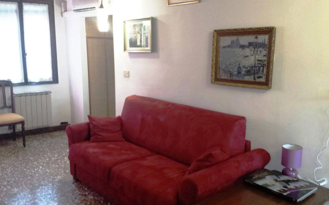 Venezianamente Apartments
