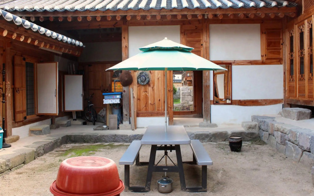 Ongyejongtaek Sambaekdang