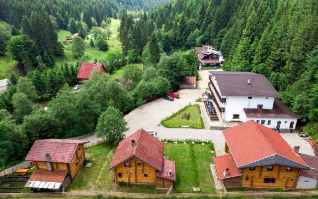 . Hotel Craiul Crailor