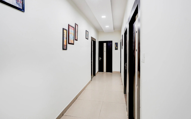 Super Townhouse Faizabad Road Opp BBD University