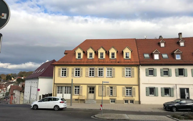 Zentraler geht es kaum - in königlicher Nachbarschaft!
