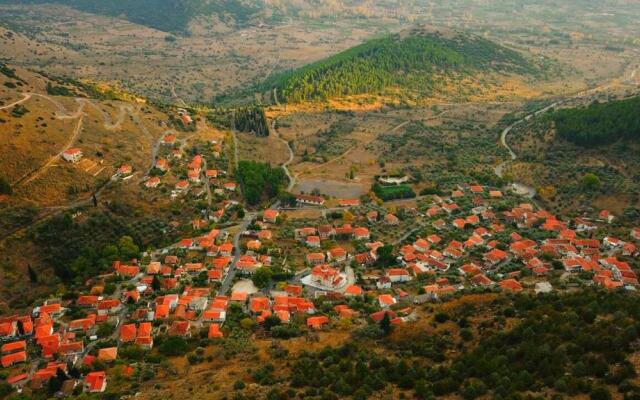 Sponsor of the E4 Peloponnese Trail