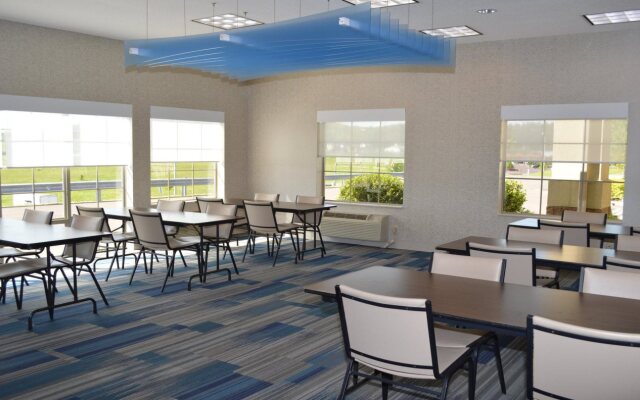 Holiday Inn Express Bloomsburg by IHG