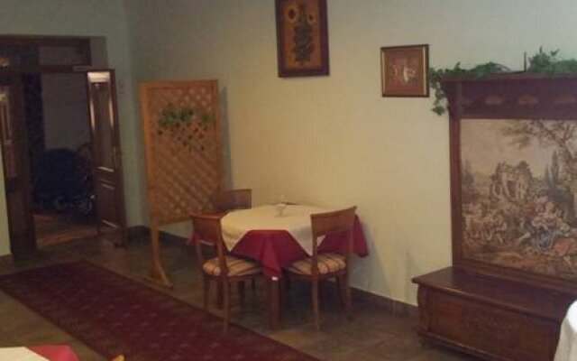 Hotel Majovey