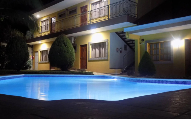 Hotel Los Pinos
