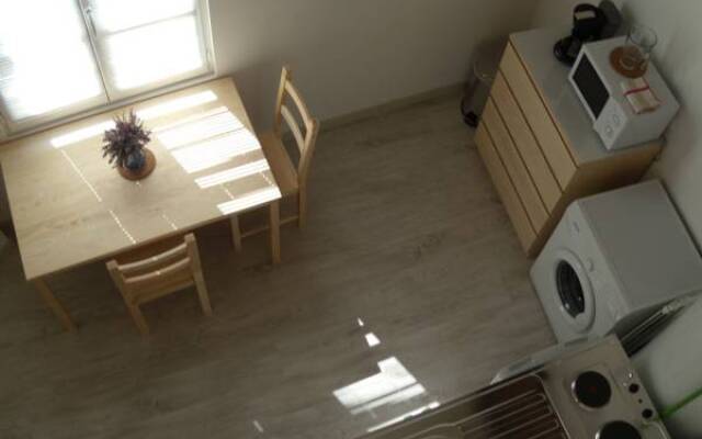 Logis Andraud Studios