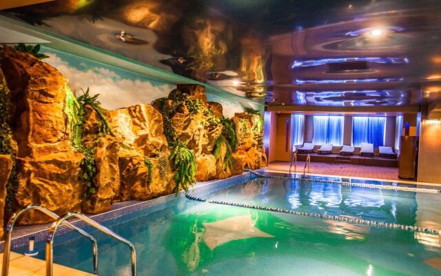 RIN Grand Residence