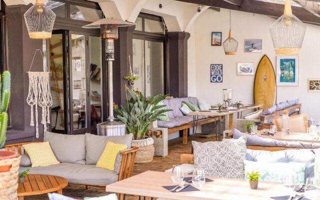 Single Fin Hotel & Lodge