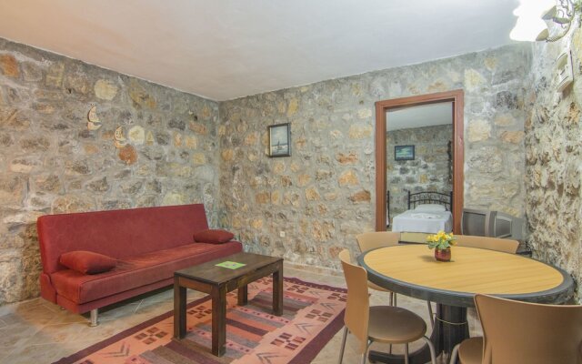 Doga Apartments
