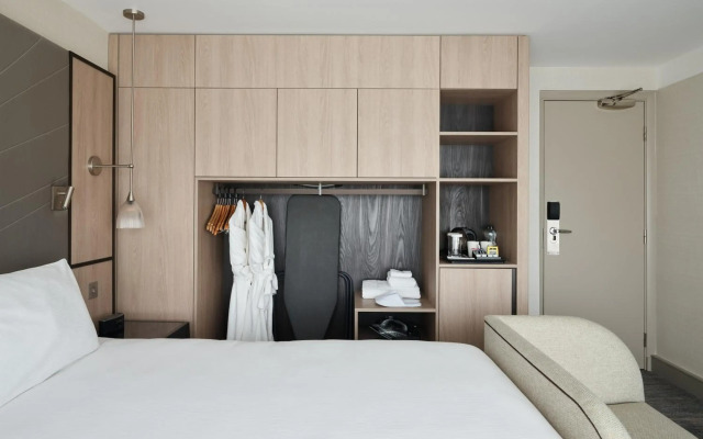Hyatt Place London Heathrow Airport
