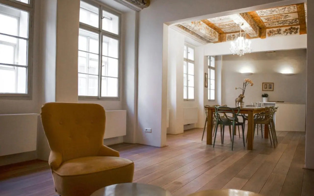 18th CENTURY BAROQUE RESIDENCE