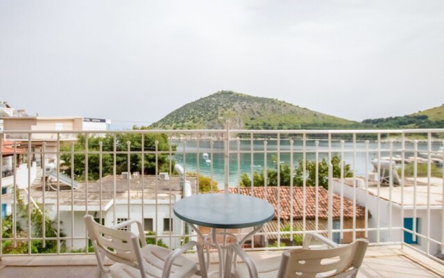 Akrotopi Apartments