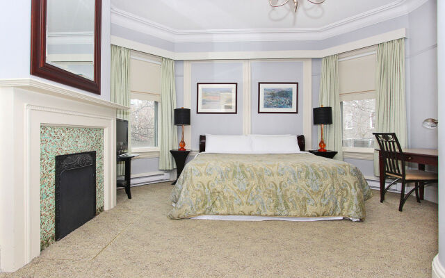 Cabot Boutique Hotel