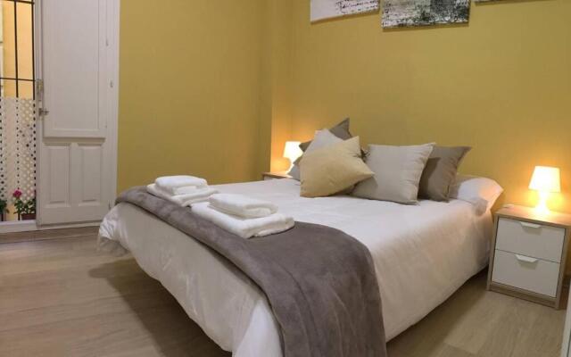 Cozy and well located apartment in the center of Seville