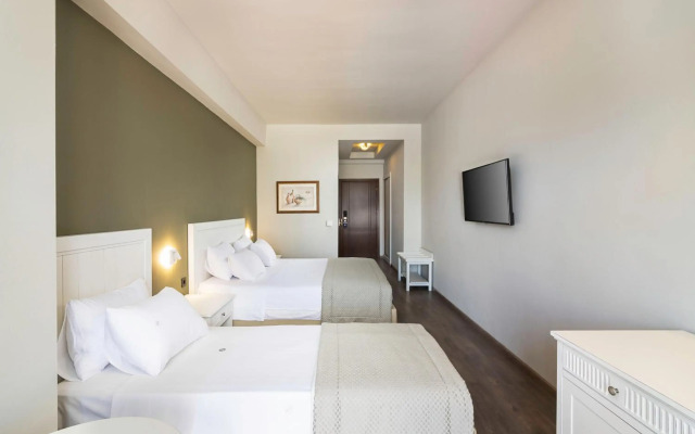 Heaven Hotel