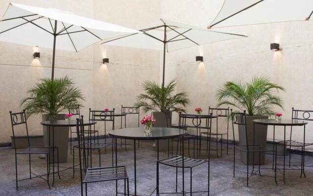 M Concept Hotel