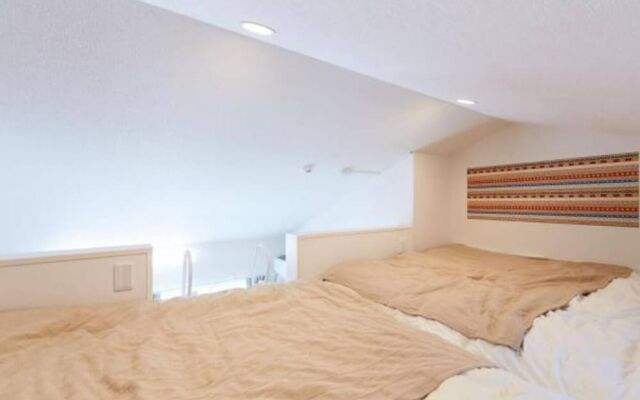 Ikebukuro Colorbee Hostela