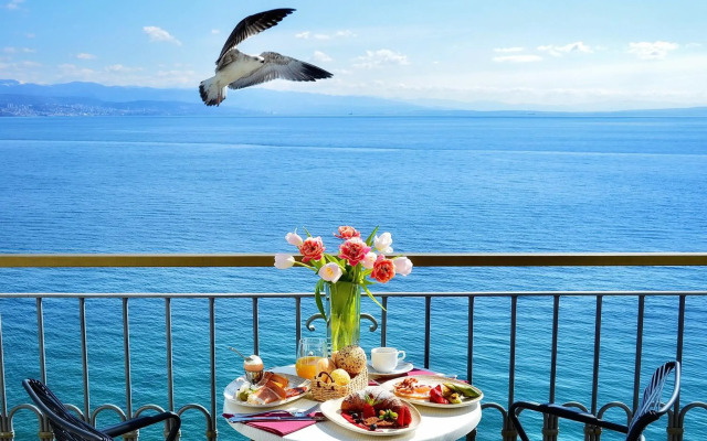 Hotel Savoy
