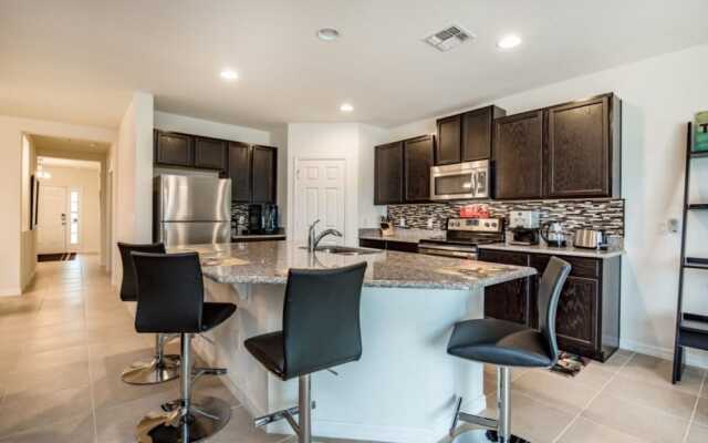 4 Bedroom 3 Bathroom Villa