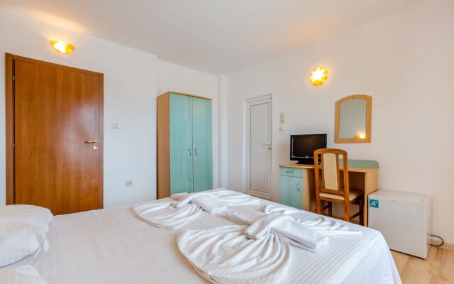 Standard Double Room in Dafinka Guest House