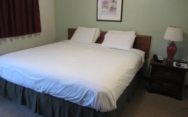 Budget INN