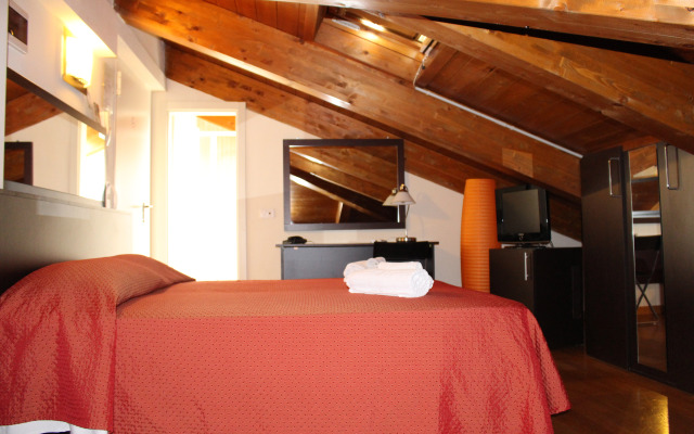 Hotel Alibì