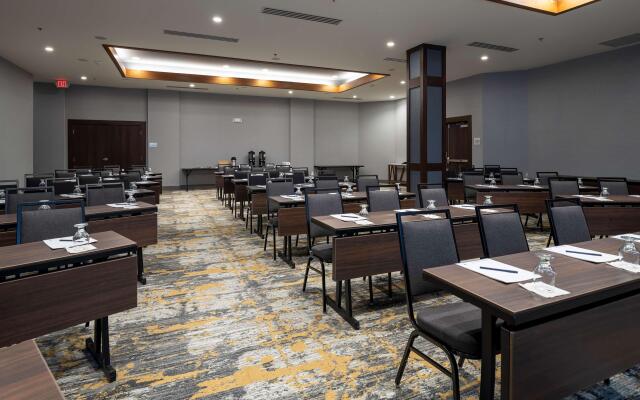 DoubleTree by Hilton Madison East