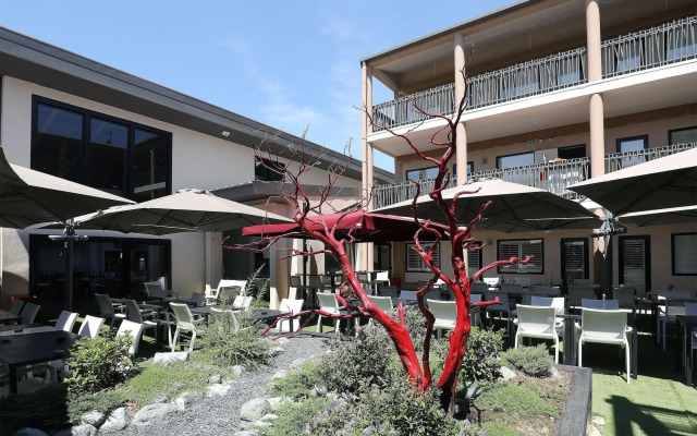 Hôtel Restaurant Le Nelio