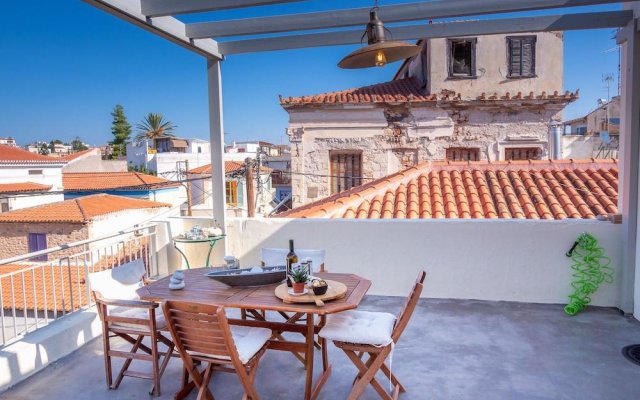The Roof - Flat Sea View in Aegina Town