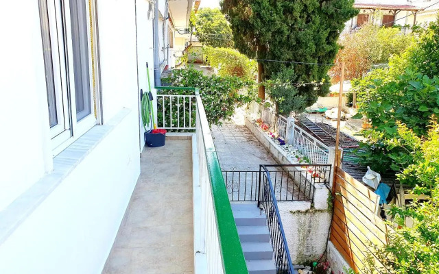 COZY & COOL Apartment N1 30m from sea
