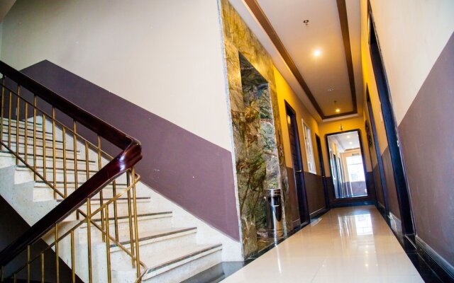 Eden Roc Hotel