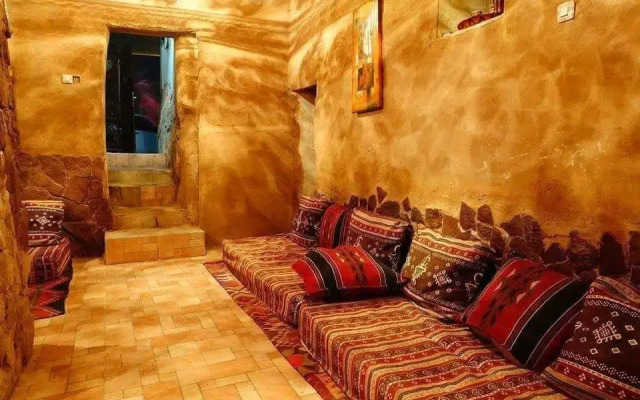 Dar La Taghitoiz