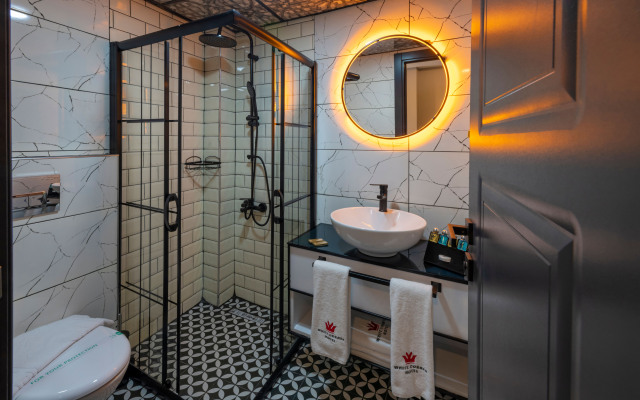 White Corner Hotel