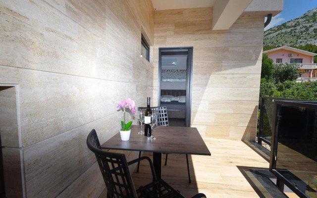 Apartments in Starigrad-Paklenica, modern and comfortable