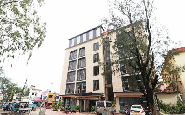 OYO 7054 Hotel Amabalika