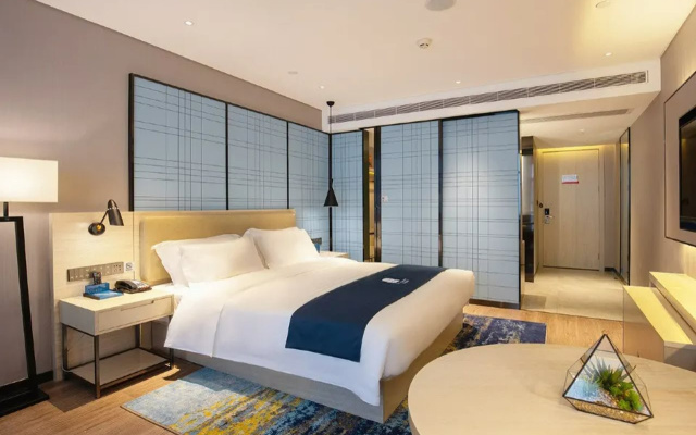 Echarm Hotel (Jinzhai Wuxing Street Guihua Park Store)