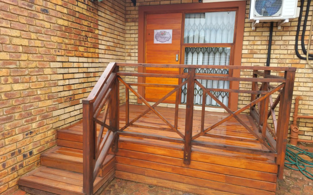 Twins Guest House Astoni