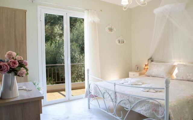 Thea Family Apartment 2