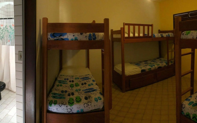 Get Up Hostel