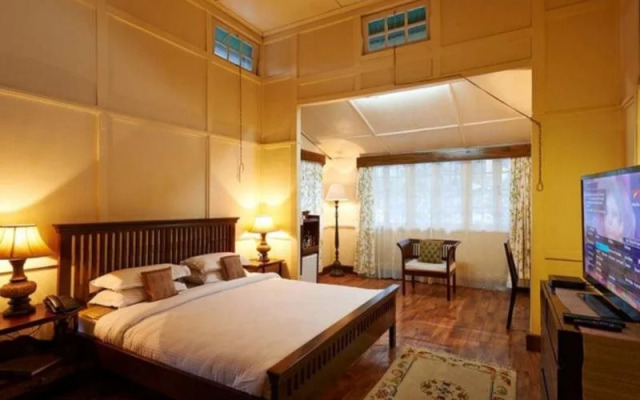 Cafe Shillong Bed and Breakfast
