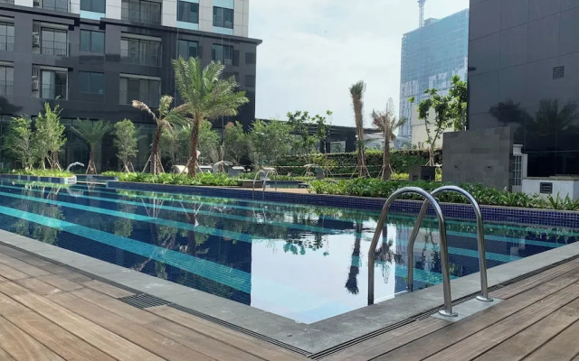 Nice And Homey 1Br Apartment At Southgate Residence