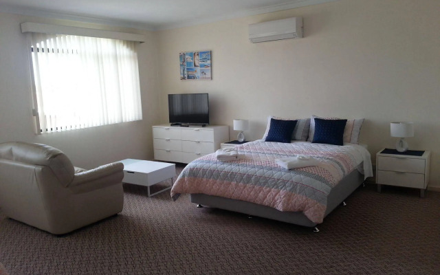 Palm Beach Guest House