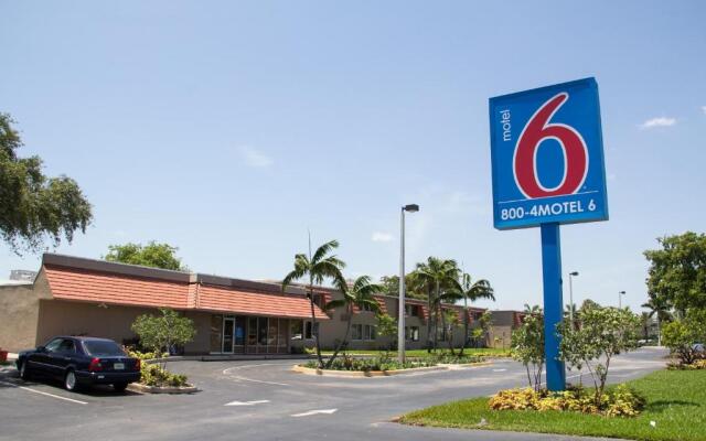 Motel 6 Miami, FL