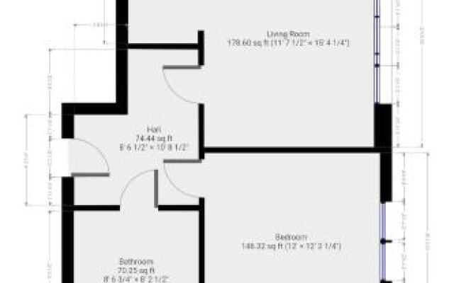 Oyo Home 137 Discovery Dock