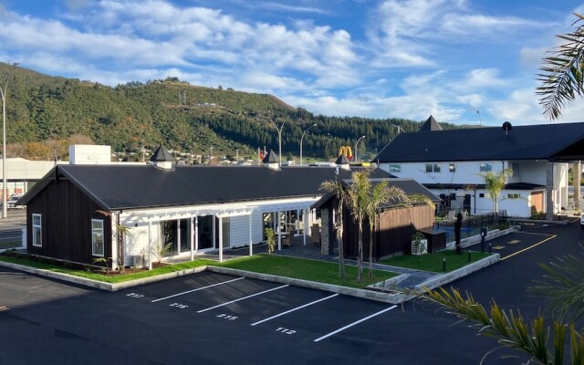 Newina Rotorua
