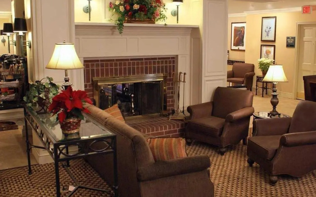 Addison Suites