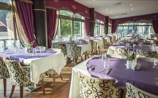 Sarot Termal Park Resort & Spa - Halal Hotel